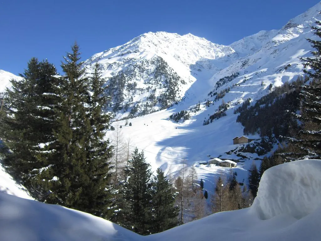 Chalet Bucaneve Santa Caterina Valfurva 0*,  Italy
