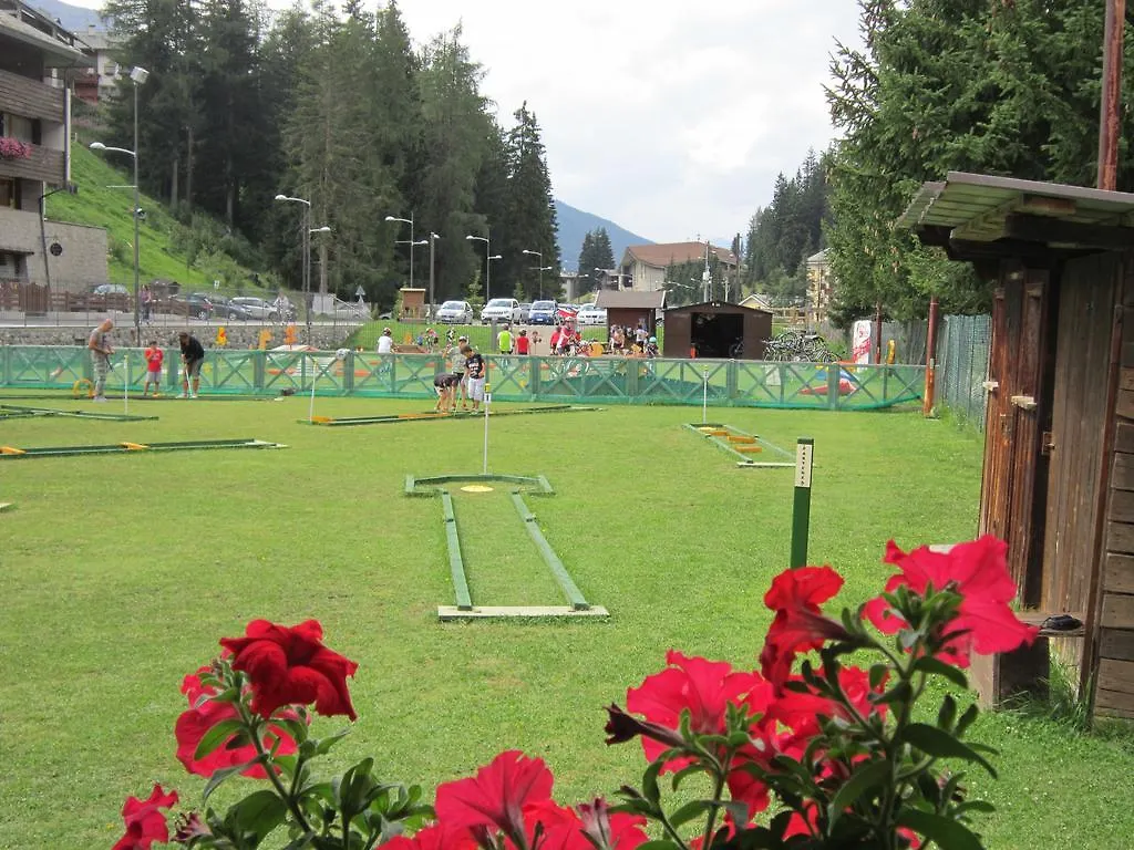 Aparthotel Chalet Bucaneve Santa Caterina Valfurva Italy