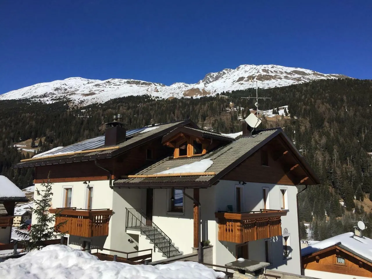 Chalet Bucaneve Santa Caterina Valfurva Apartmanhotel