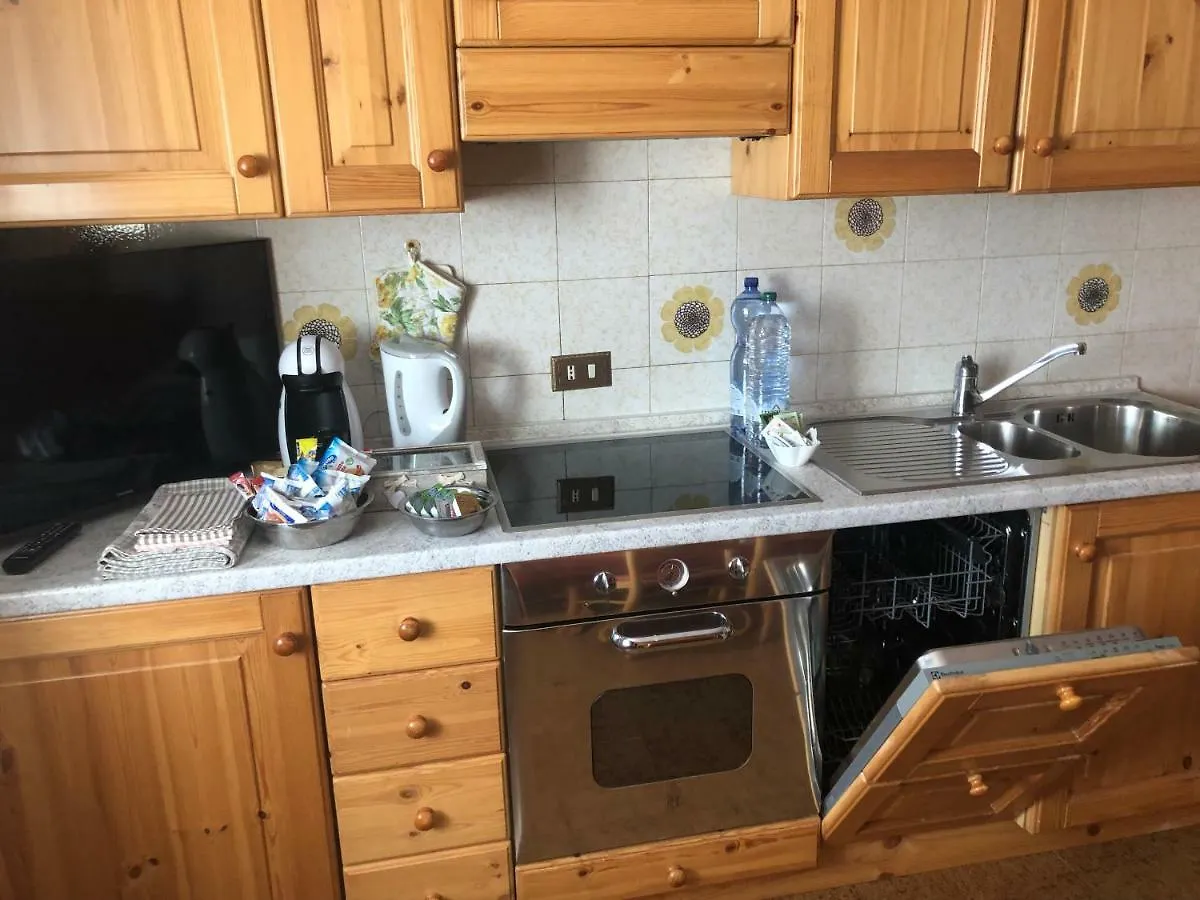 Chalet Bucaneve Santa Caterina Valfurva Apartmanhotel
